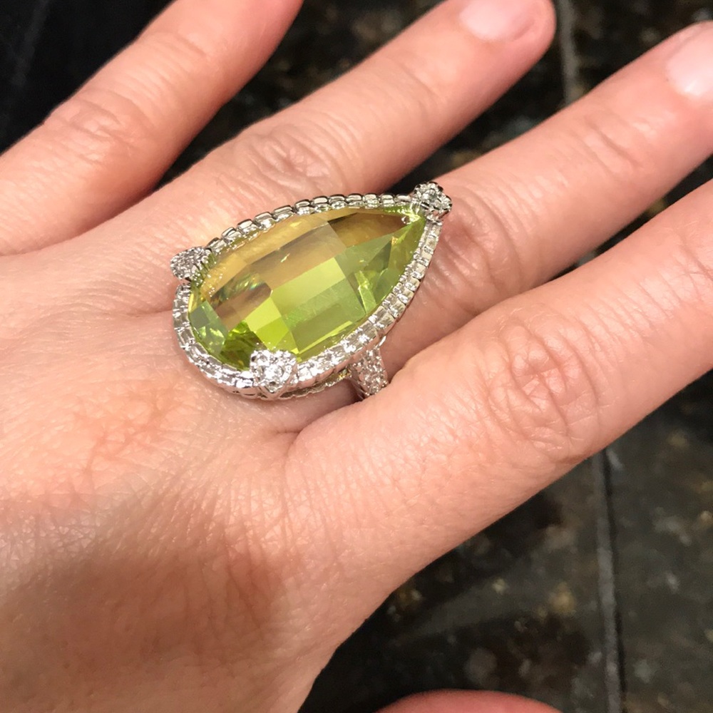 Jewels by Park Lane ring size 9